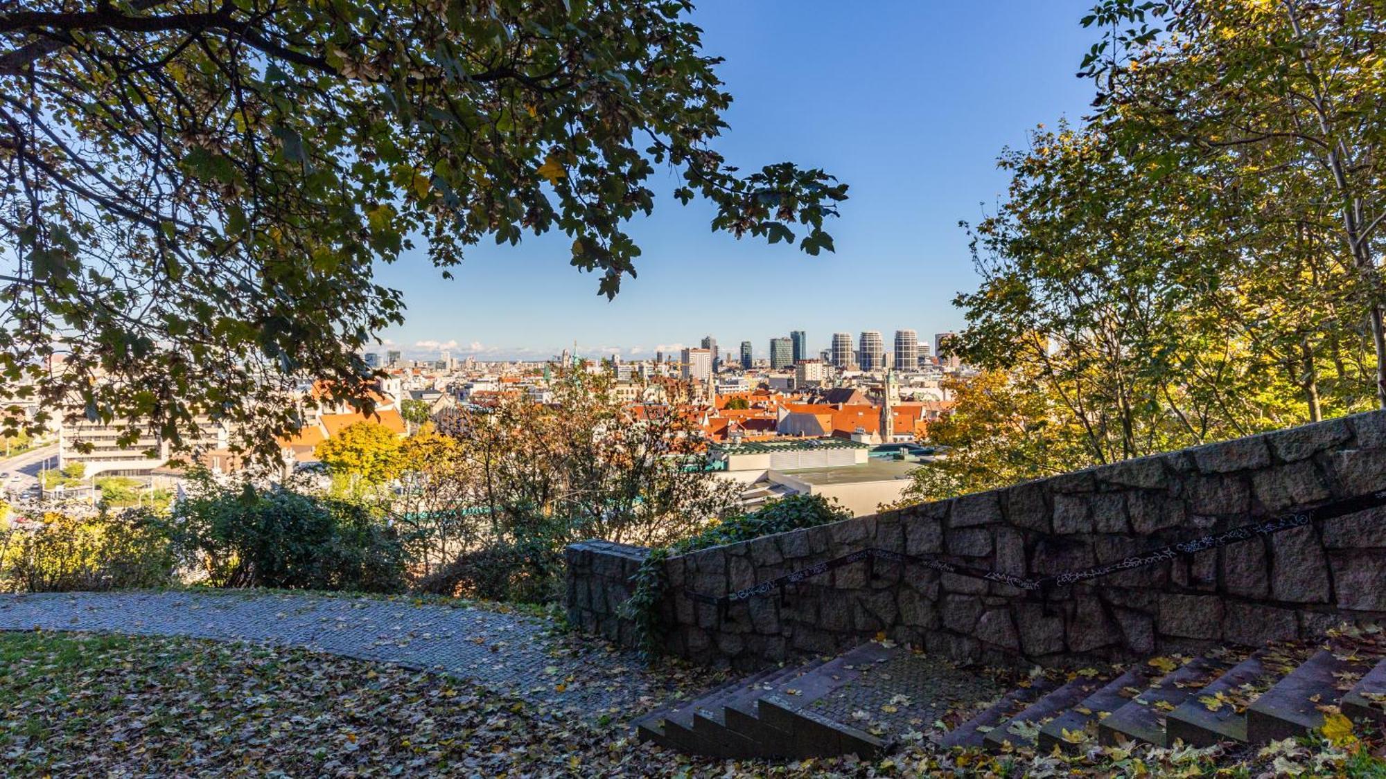 Castle Vista Getaway, Free Parking Apartment Bratislava Exterior photo