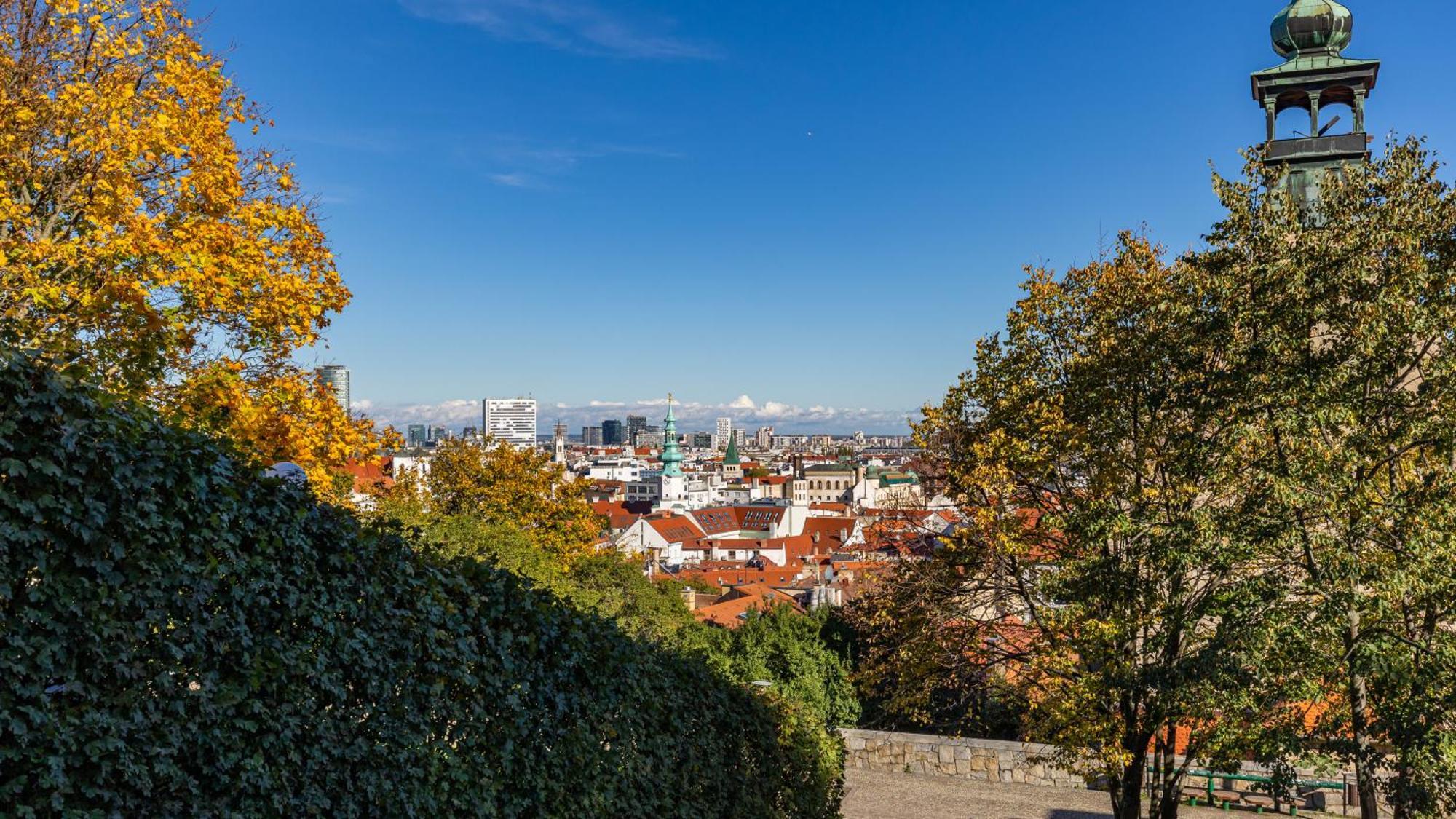 Castle Vista Getaway, Free Parking Apartment Bratislava Exterior photo