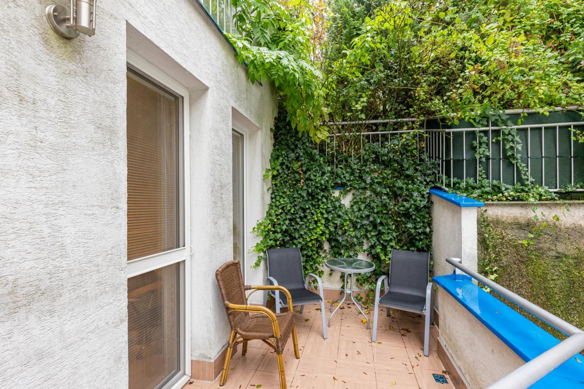 Castle Vista Getaway, Free Parking Apartment Bratislava Exterior photo